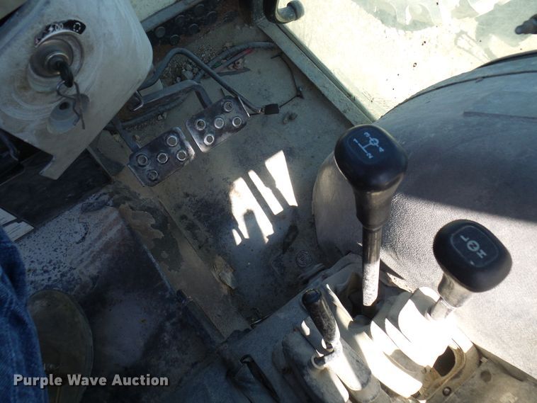 image for item DL0825 (2) Montana tractors