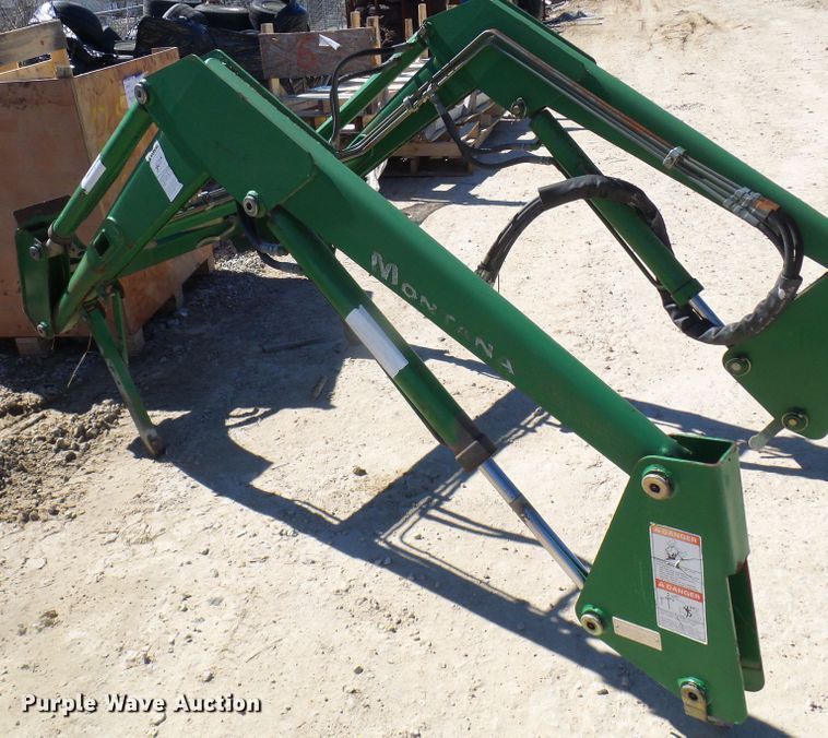 image for item DL0825 (2) Montana tractors