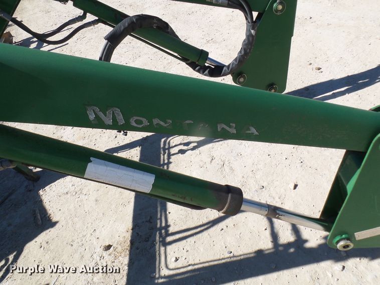 image for item DL0825 (2) Montana tractors