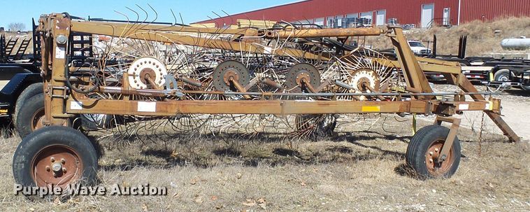 image for item DL0836 M&W TF10 hay rake