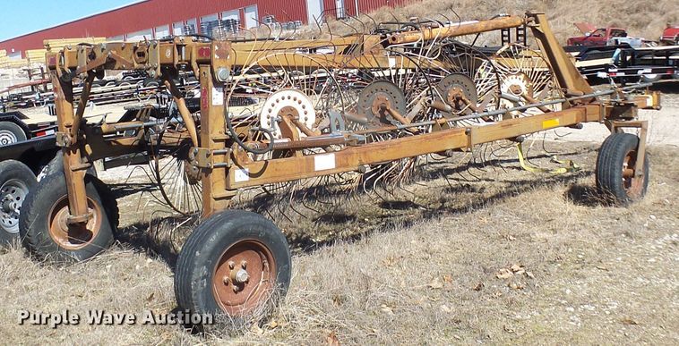 image for item DL0836 M&W TF10 hay rake