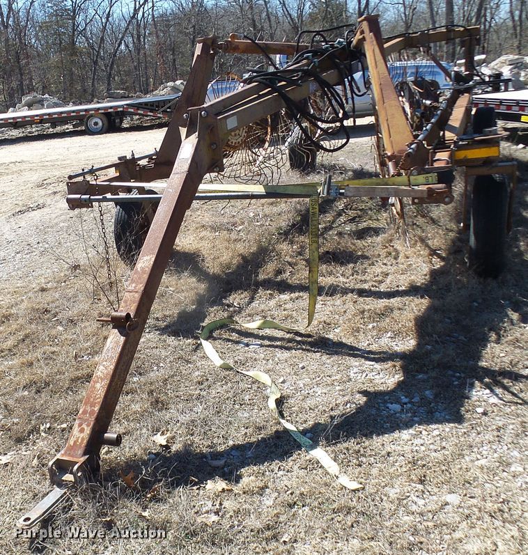 image for item DL0836 M&W TF10 hay rake