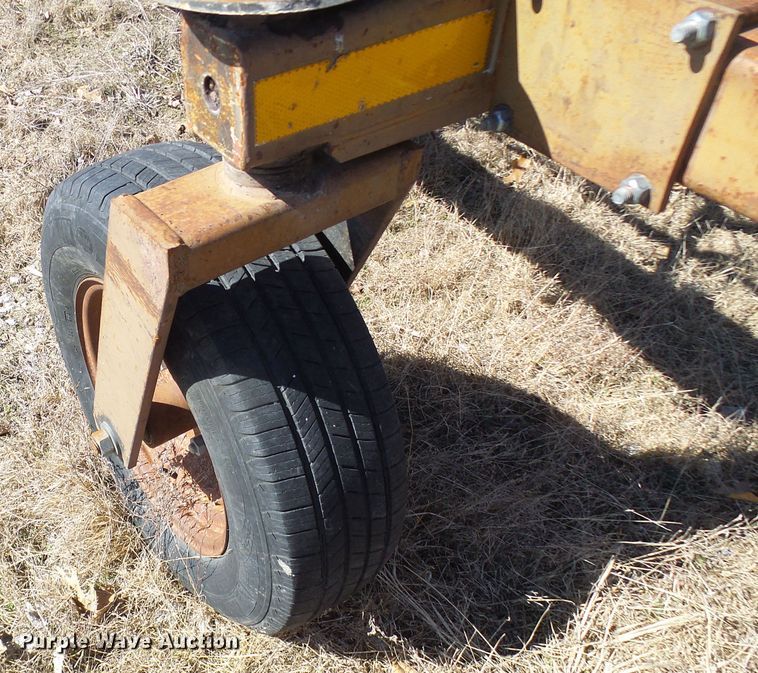 image for item DL0836 M&W TF10 hay rake