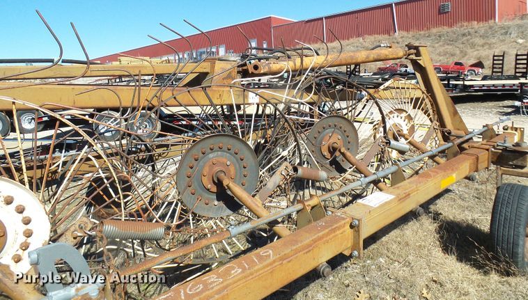 image for item DL0836 M&W TF10 hay rake