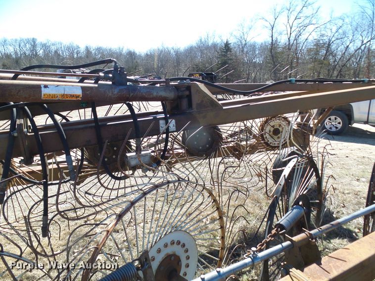 image for item DL0836 M&W TF10 hay rake