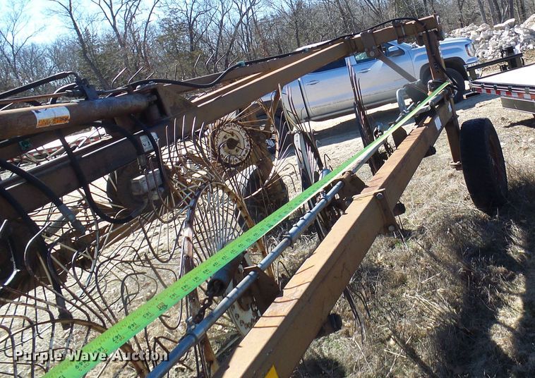 image for item DL0836 M&W TF10 hay rake