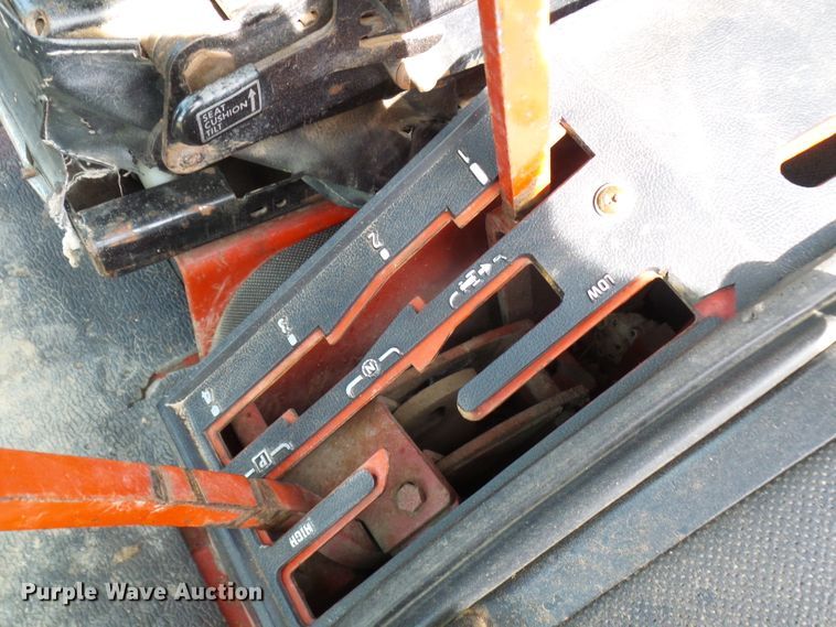 image for item DL0853 1977 International 1086  tractor