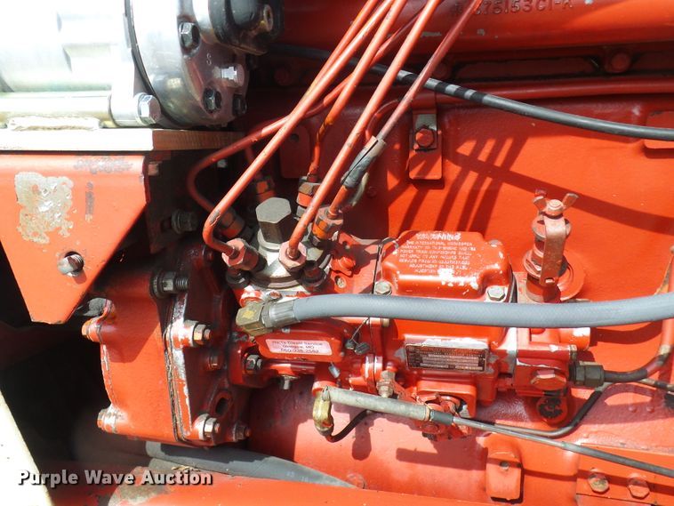 image for item DL0853 1977 International 1086  tractor