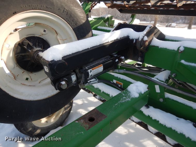 image for item DL2135 Unverferth Rolling Harrow 220  rolling harrow