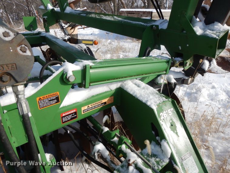 image for item DL2136 John Deere 637  tandem disk