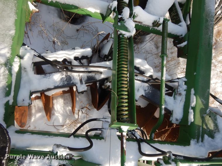 image for item DL2136 John Deere 637  tandem disk