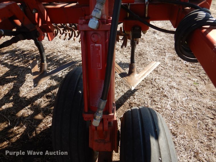 image for item DL4731 Sunflower 3060-42  Fallow King field cultivator