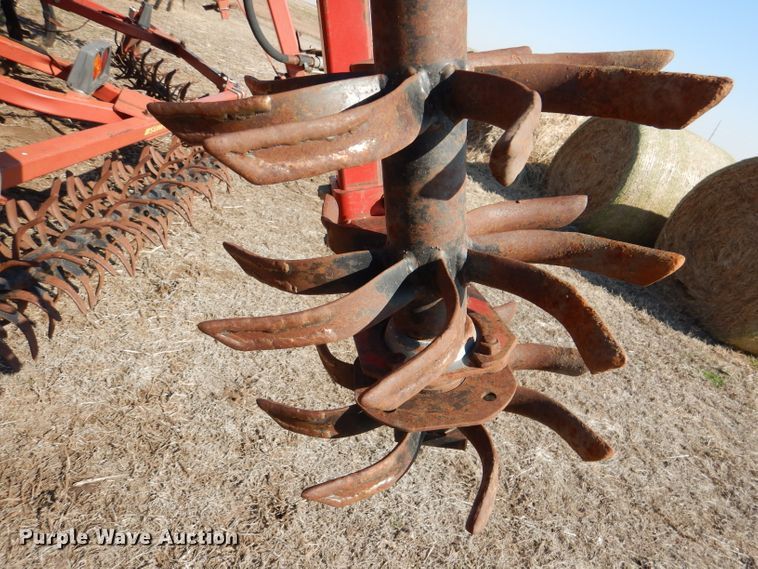 image for item DL4731 Sunflower 3060-42  Fallow King field cultivator