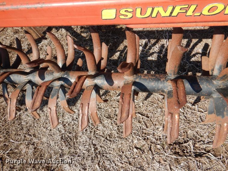 image for item DL4731 Sunflower 3060-42  Fallow King field cultivator