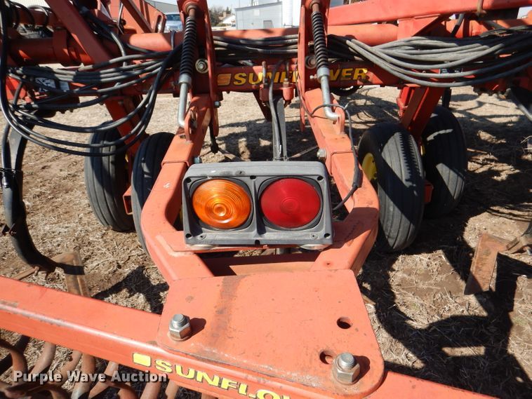 image for item DL4731 Sunflower 3060-42  Fallow King field cultivator