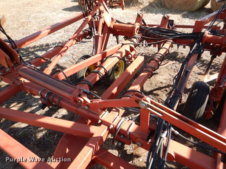 image for item DL4731 Sunflower 3060-42  Fallow King field cultivator