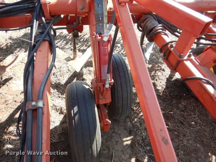 image for item DL4731 Sunflower 3060-42  Fallow King field cultivator