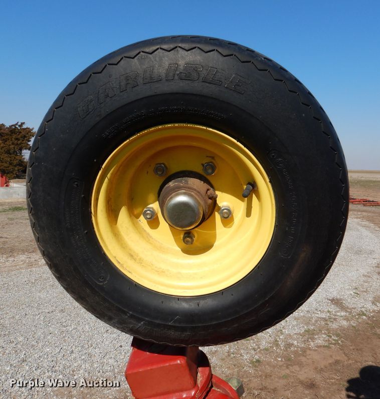 image for item DL4731 Sunflower 3060-42  Fallow King field cultivator