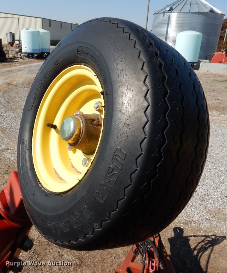 image for item DL4731 Sunflower 3060-42  Fallow King field cultivator