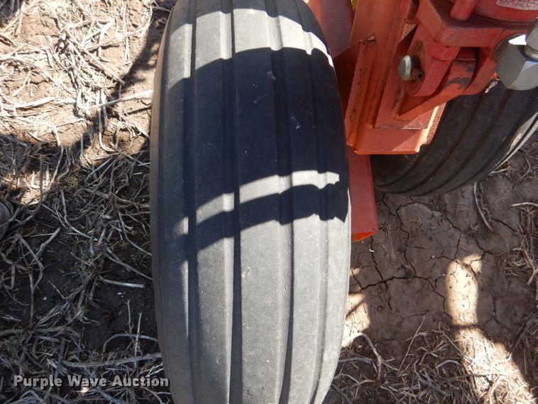 image for item DL4731 Sunflower 3060-42  Fallow King field cultivator