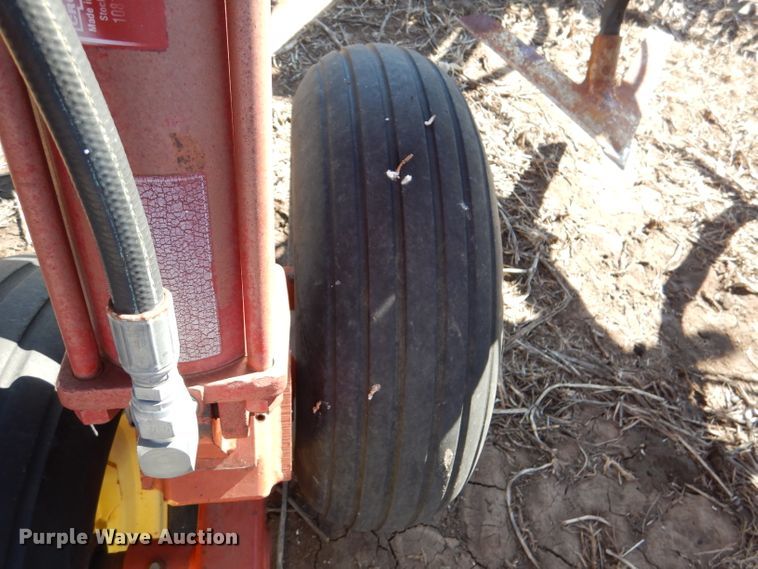 image for item DL4731 Sunflower 3060-42  Fallow King field cultivator