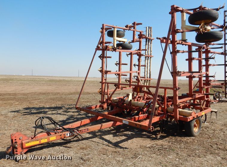 image for item DL4732 Krause 4138  field cultivator