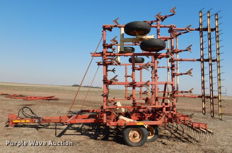 image for item DL4732 Krause 4138  field cultivator