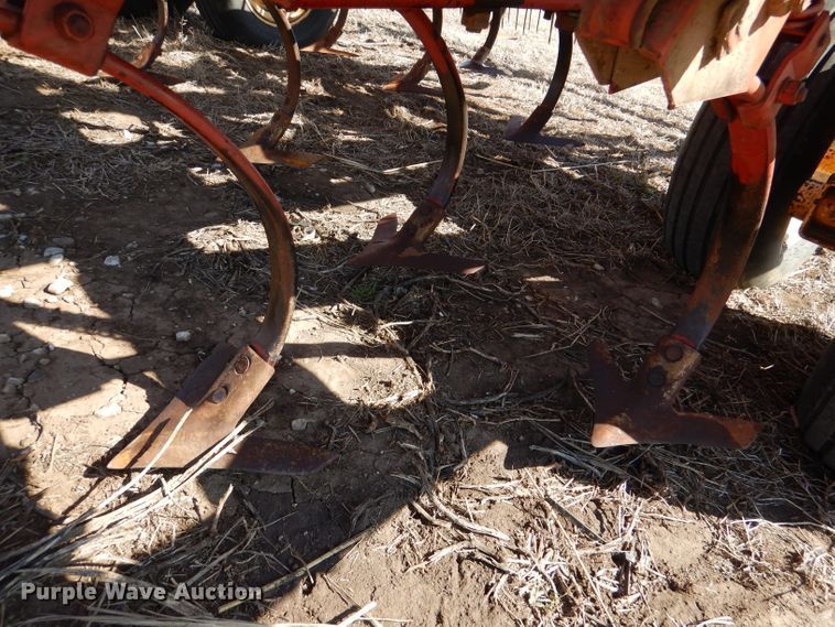 image for item DL4732 Krause 4138  field cultivator