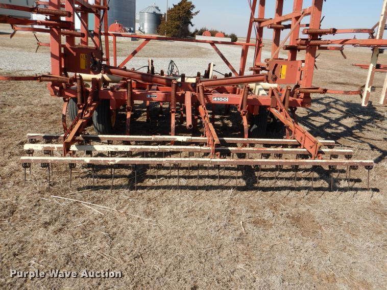 image for item DL4732 Krause 4138  field cultivator