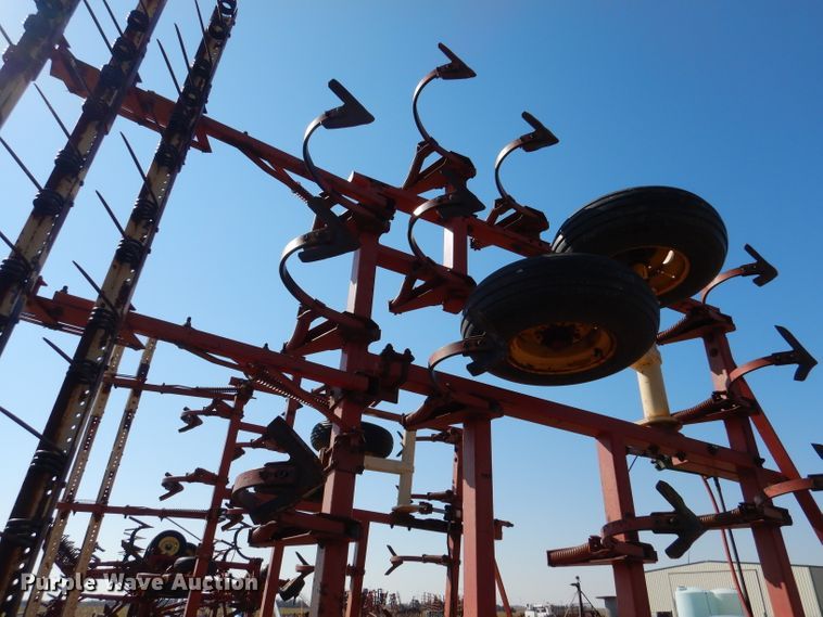 image for item DL4732 Krause 4138  field cultivator