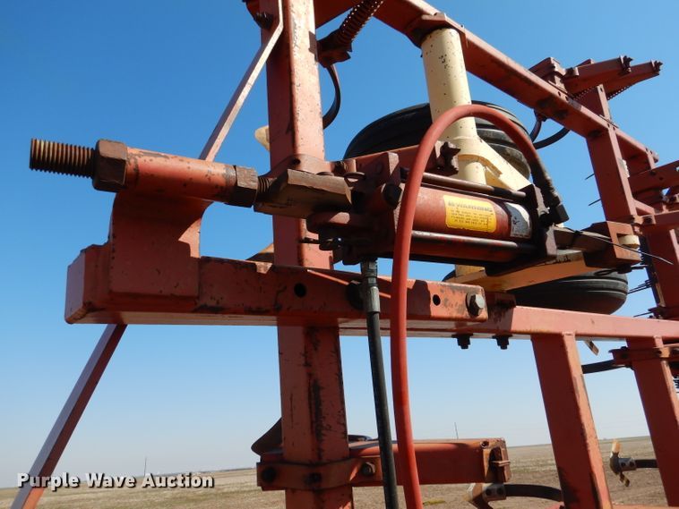 image for item DL4732 Krause 4138  field cultivator