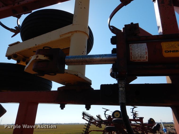 image for item DL4732 Krause 4138  field cultivator