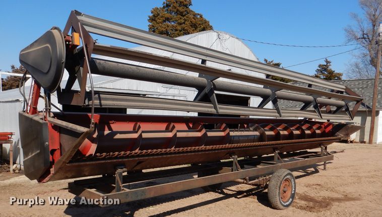 image for item DL4734 1991 Case IH 1010  rigid head