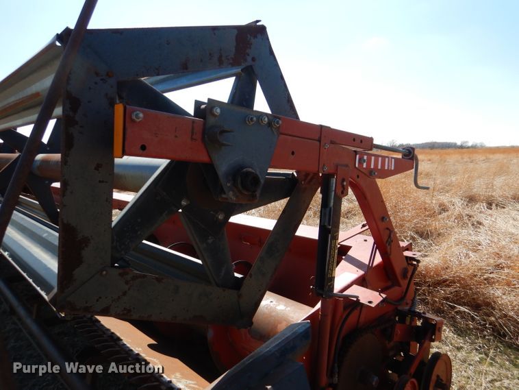 image for item DL4735 1990 Case IH 1010  rigid head