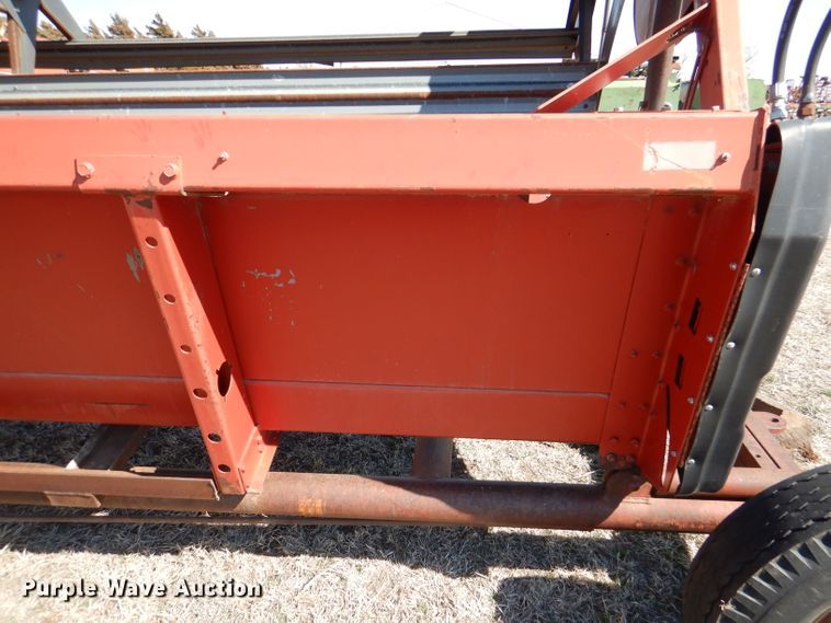 image for item DL4735 1990 Case IH 1010  rigid head