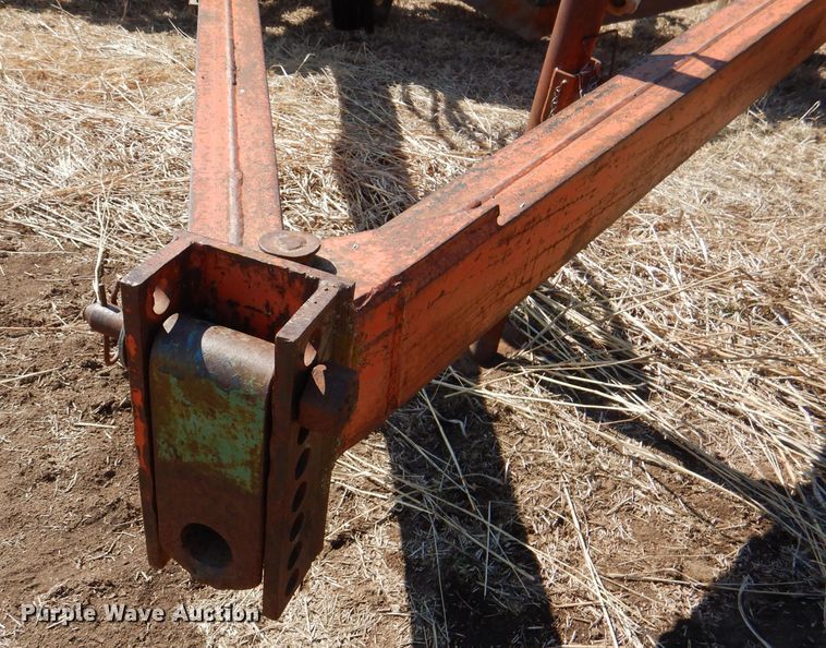 image for item DL4736 Richardson  sweep plow