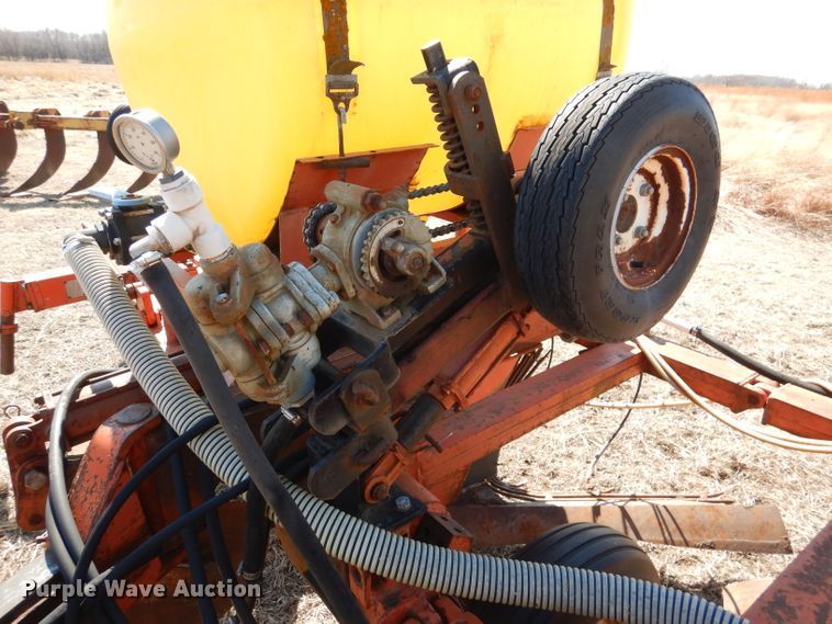 image for item DL4736 Richardson  sweep plow