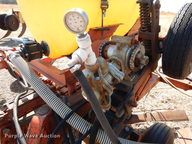 image for item DL4736 Richardson  sweep plow