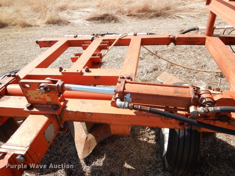 image for item DL4736 Richardson  sweep plow