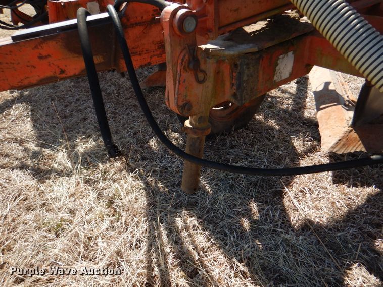 image for item DL4736 Richardson  sweep plow