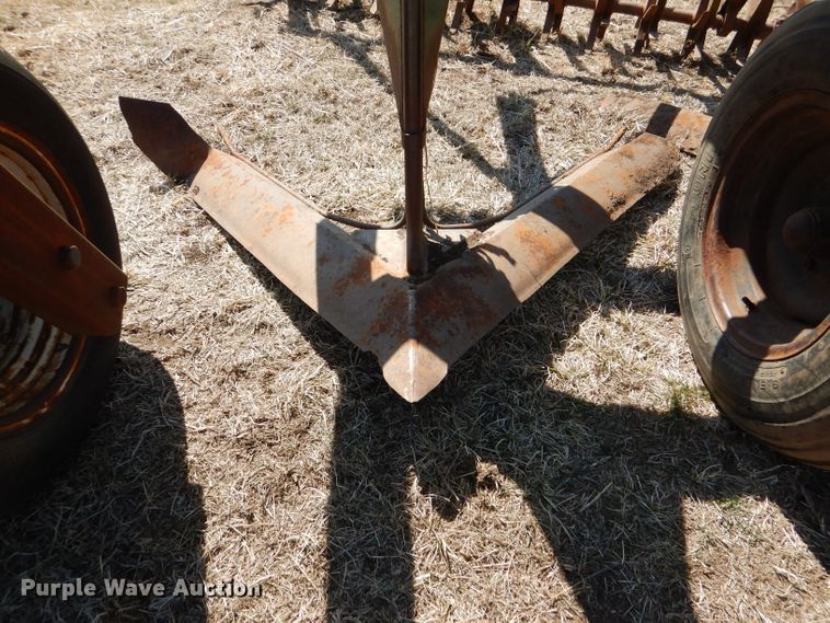 image for item DL4739 Flex King KM-14  sweep plow