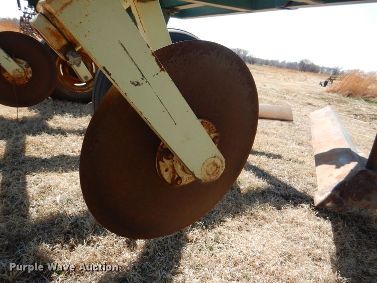 image for item DL4740 Flex King KM-17  sweep plow