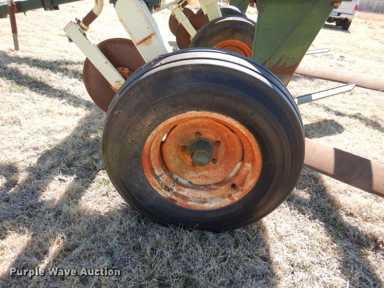 image for item DL4740 Flex King KM-17  sweep plow