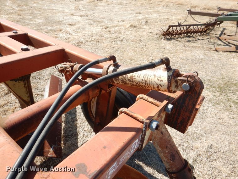 image for item DL4742 Miller FB7533  sweep plow