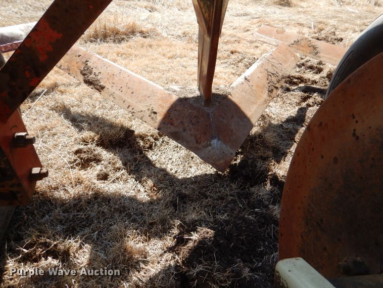 image for item DL4742 Miller FB7533  sweep plow