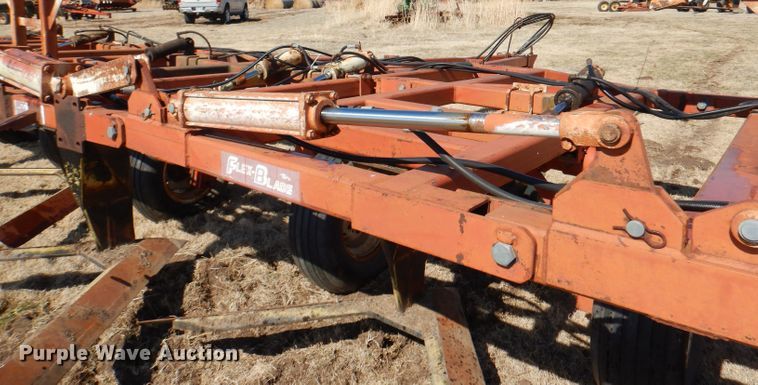 image for item DL4742 Miller FB7533  sweep plow
