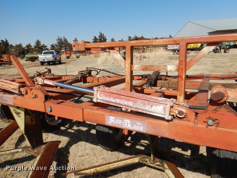 image for item DL4742 Miller FB7533  sweep plow