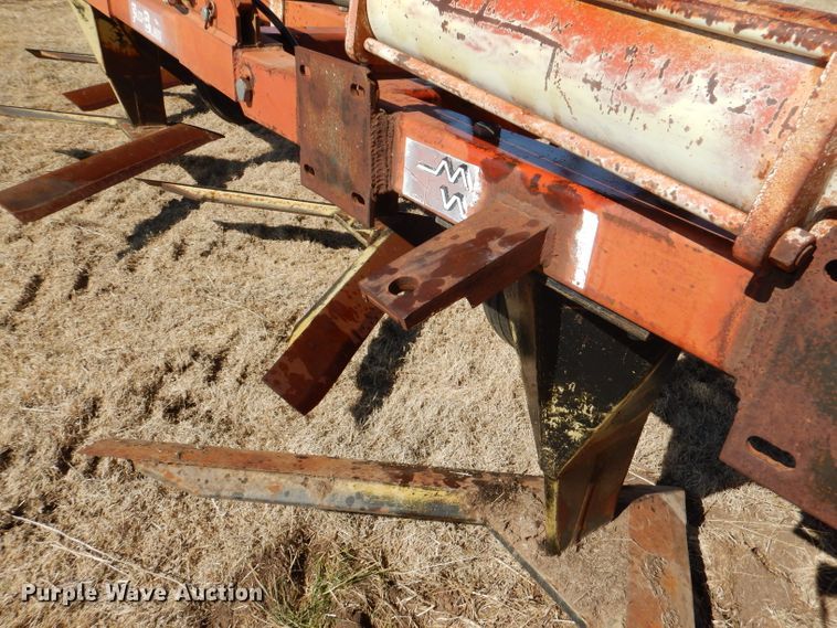 image for item DL4742 Miller FB7533  sweep plow