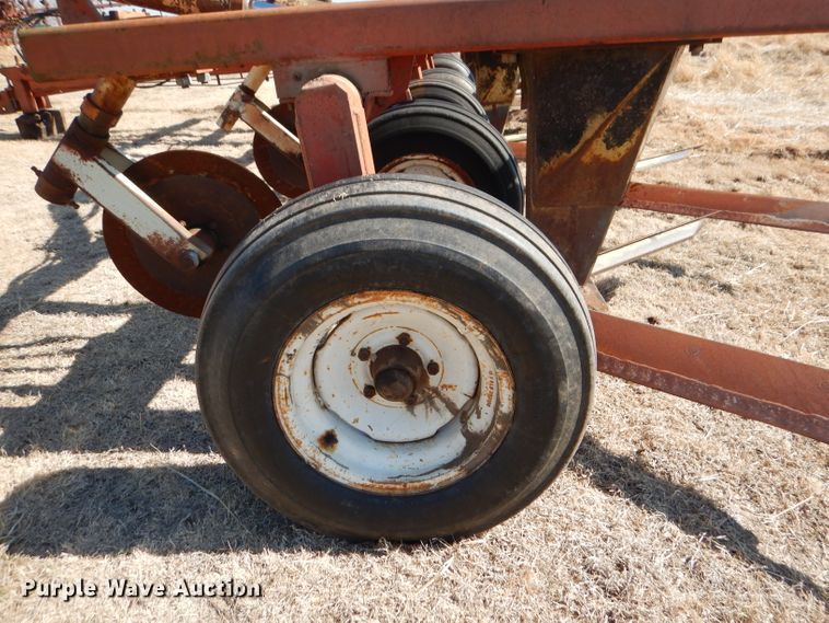 image for item DL4742 Miller FB7533  sweep plow