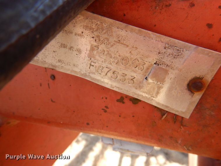 image for item DL4742 Miller FB7533  sweep plow